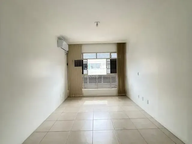 Sala à venda, no bairro Asa Sul em Brasília