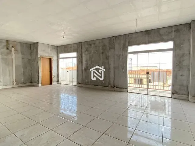 Sala com 73m², para alugar, no bairro Centro em Paraíso do Tocantins