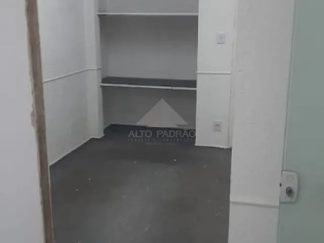 Sala para alugar, no bairro Vila Assis Brasil em Mauá