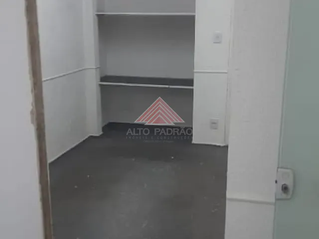 Sala para alugar, no bairro Vila Assis Brasil em Mauá
