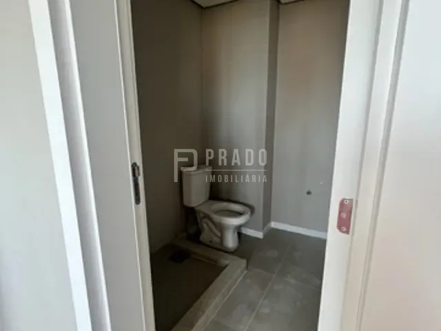 Sala à venda, no bairro São Gonçalo em Pelotas