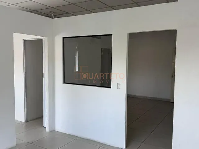 Sala para alugar, no bairro Lapa em São Paulo