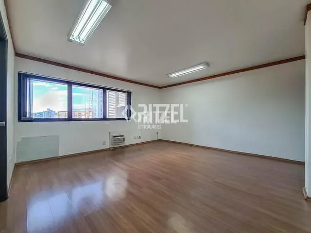 Sala com 39m², para alugar, no bairro Centro em Novo Hamburgo
