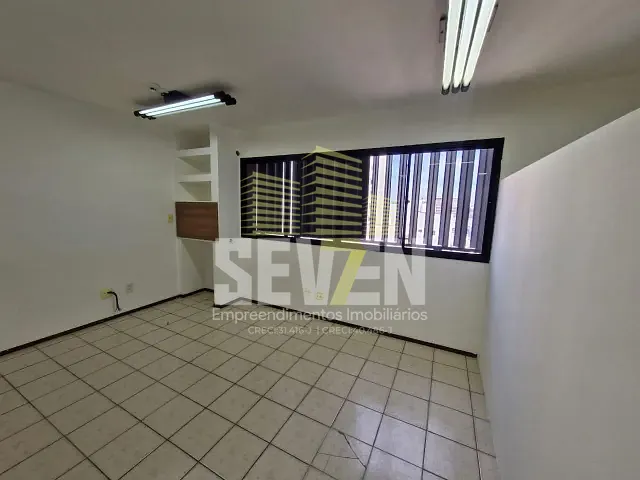 Sala com 78m², à venda, no bairro Centro em Bauru