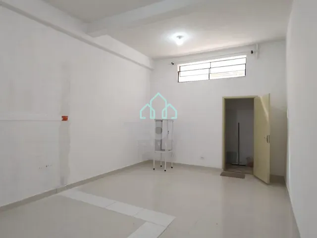Sala com 42m², para alugar, no bairro Jardim das Bandeiras em Taubaté