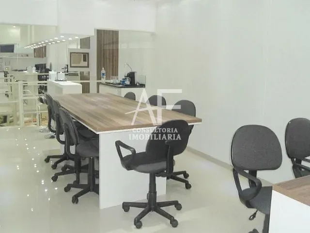 Sala com 50m², para alugar, no bairro Centro em Taubaté