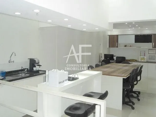 Sala com 50m², para alugar, no bairro Centro em Taubaté