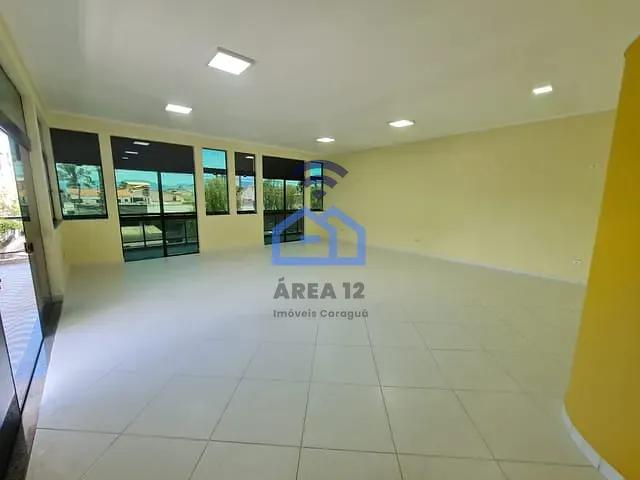 Sala para alugar, no bairro Centro em Caraguatatuba