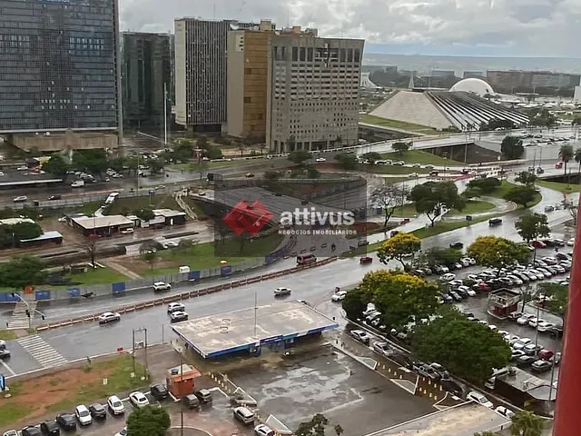 Sala à venda ou para alugar, no bairro Asa Norte em Brasília