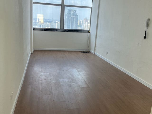 Sala à venda ou para alugar, no bairro Centro em São Caetano do Sul