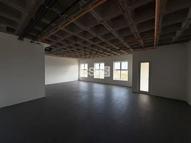Sala para alugar, no bairro Bela Suiça em Londrina