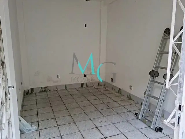 Sala para alugar, no bairro Campo Grande em Rio de Janeiro