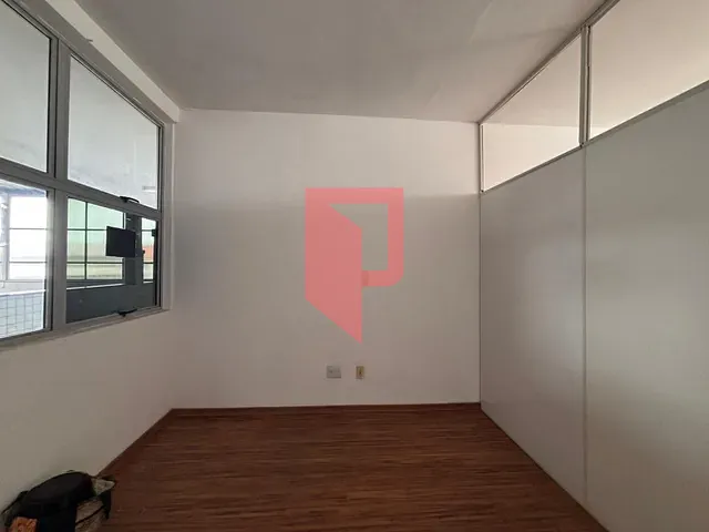 Sala para alugar, no bairro Carlos Prates em Belo Horizonte