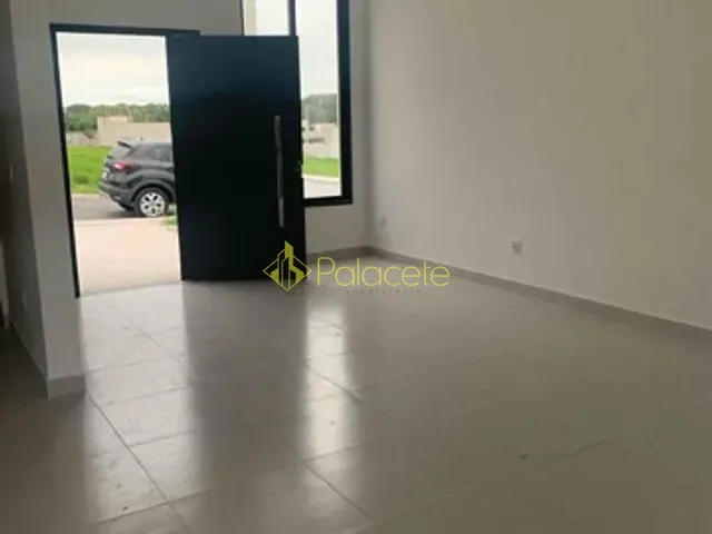 Casa com 175m² 3 quartos e 2 banheiros, à venda, no bairro Bosque da Imperatriz em Pindamonhangaba