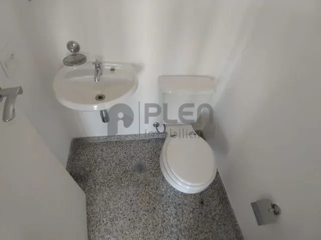 Sala à venda, no bairro Santana em São Paulo