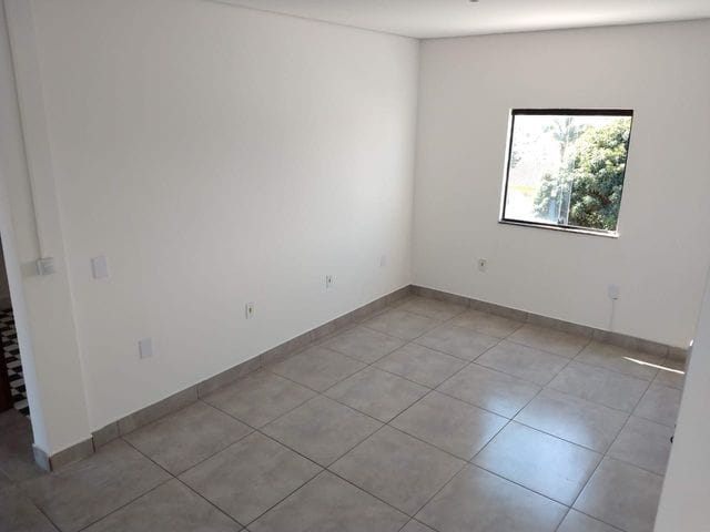 Foto do Sala - Sala comercial  na Avenida Waldomiro Lobo, bairro Guarani, no melhor ponto comercial, entre os bancos e supermercados! | REALLE SOLUÇÕES IMOBILIÁRIAS INTEGRADAS