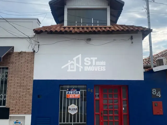 Sala com 70m², para alugar, no bairro Centro em Andradas