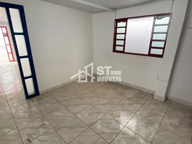 Sala com 70m², para alugar, no bairro Centro em Andradas