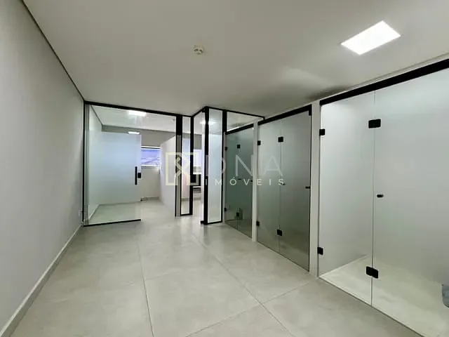Sala à venda ou para alugar, no bairro Parque Residencial Aquarius em São José dos Campos