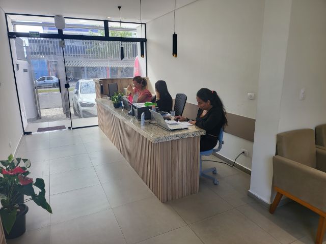 Sala com 33m², para alugar, no bairro Vila São José em Taubaté