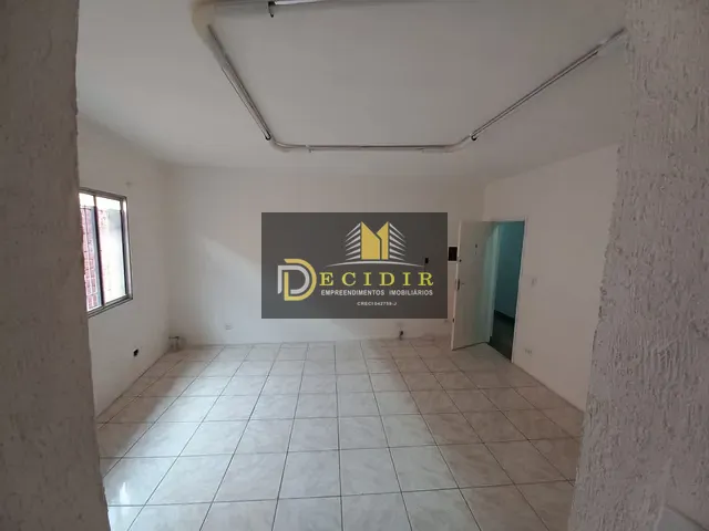 Sala com 26m², para alugar, no bairro Vila Carrão em São Paulo