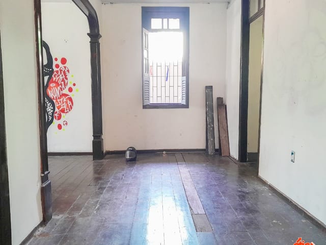 Sala para alugar, no bairro Umarizal em Belém
