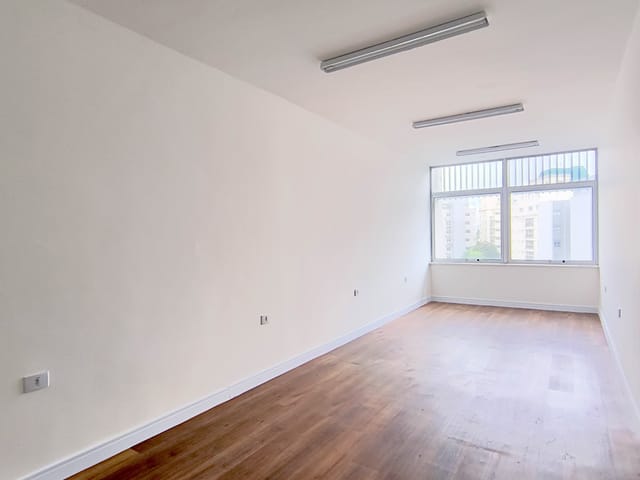Sala com 48m², à venda ou para alugar, no bairro Itaim Bibi em São Paulo