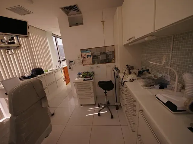 Sala à venda, no bairro Ipanema em Rio de Janeiro