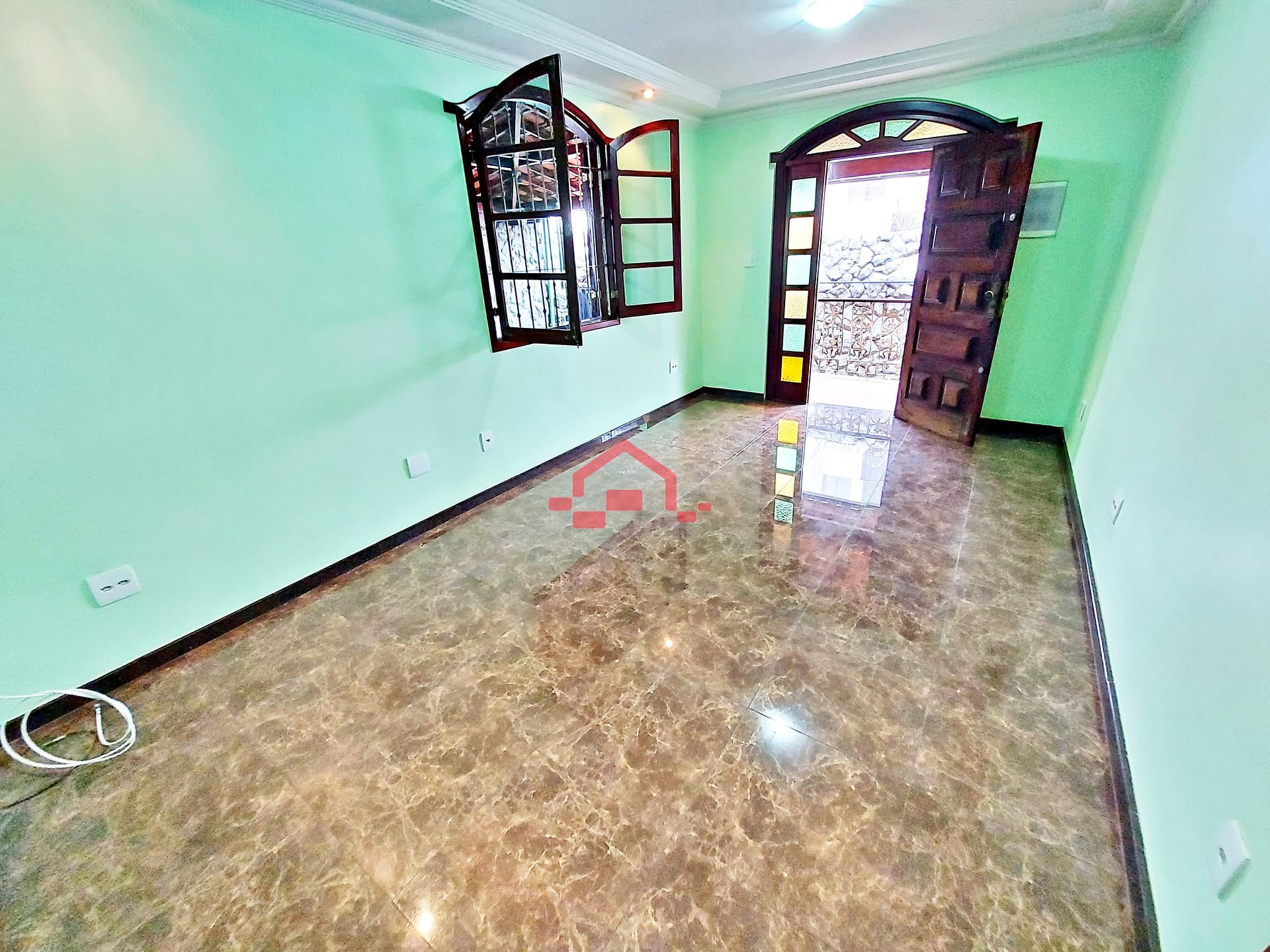Casa para alugar com 3 quartos, 200m² - Foto 10
