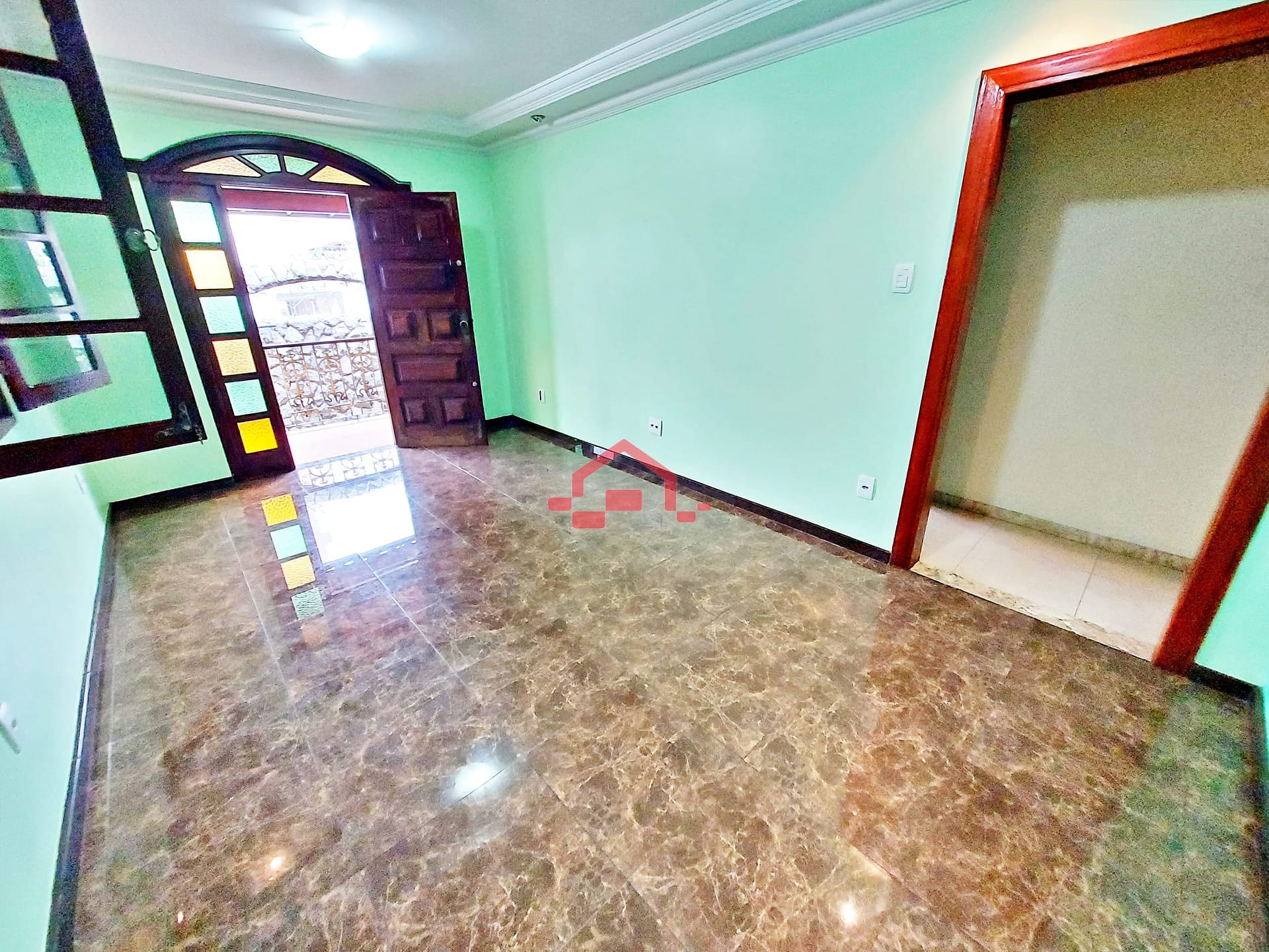 Casa para alugar com 3 quartos, 200m² - Foto 11