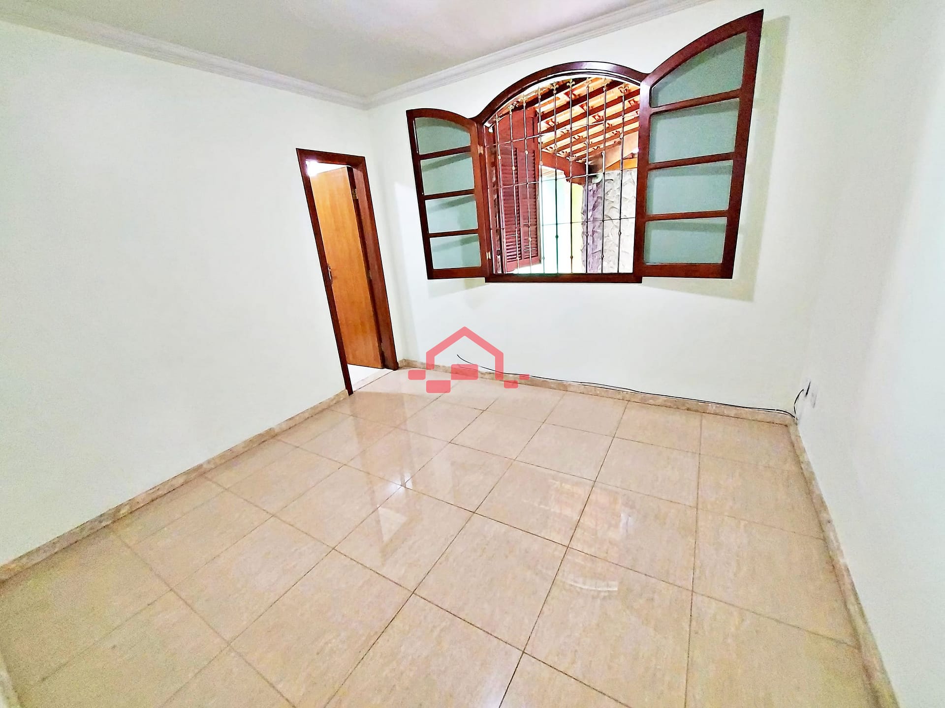 Casa para alugar com 3 quartos, 200m² - Foto 16