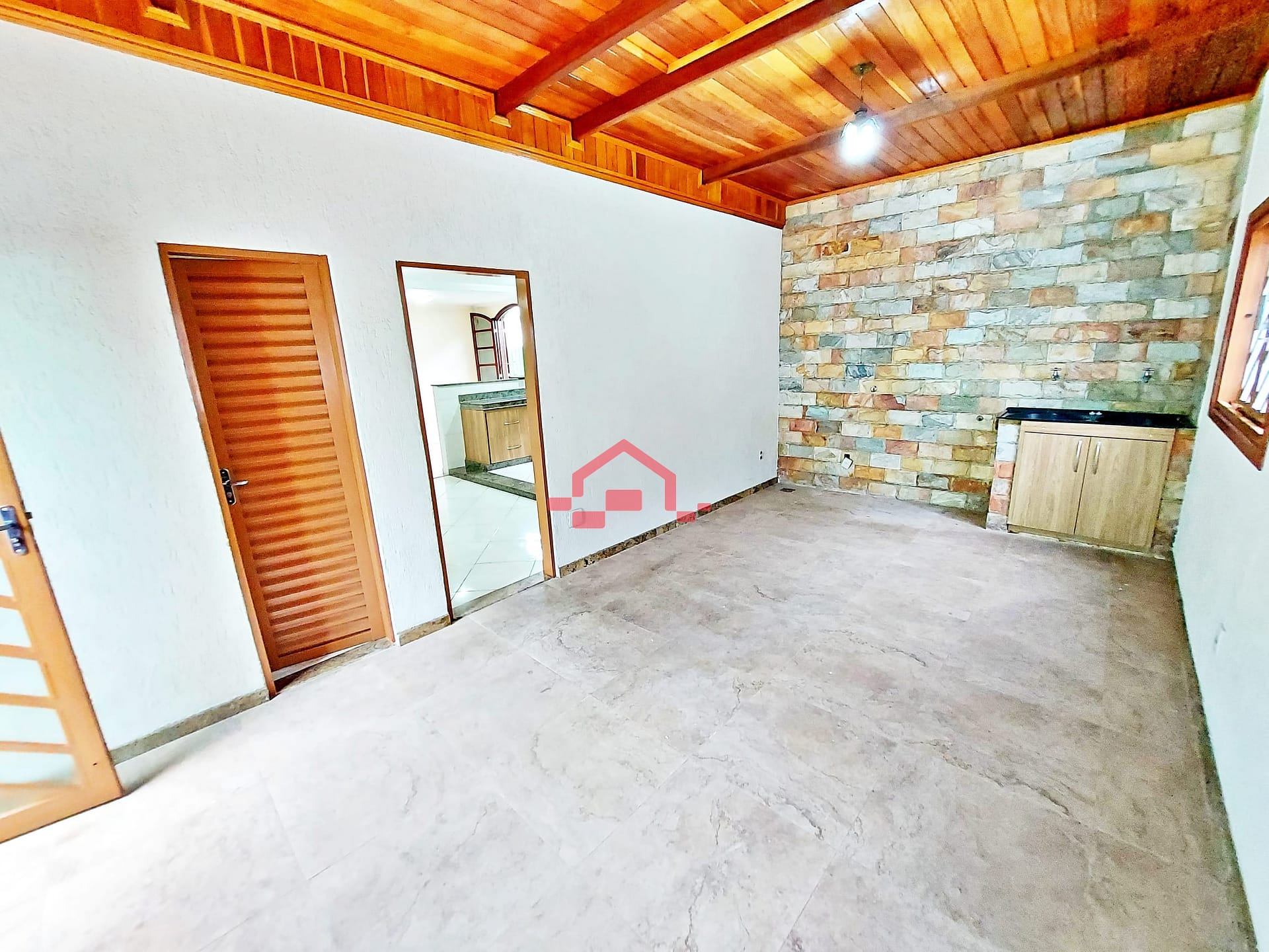 Casa para alugar com 3 quartos, 200m² - Foto 30