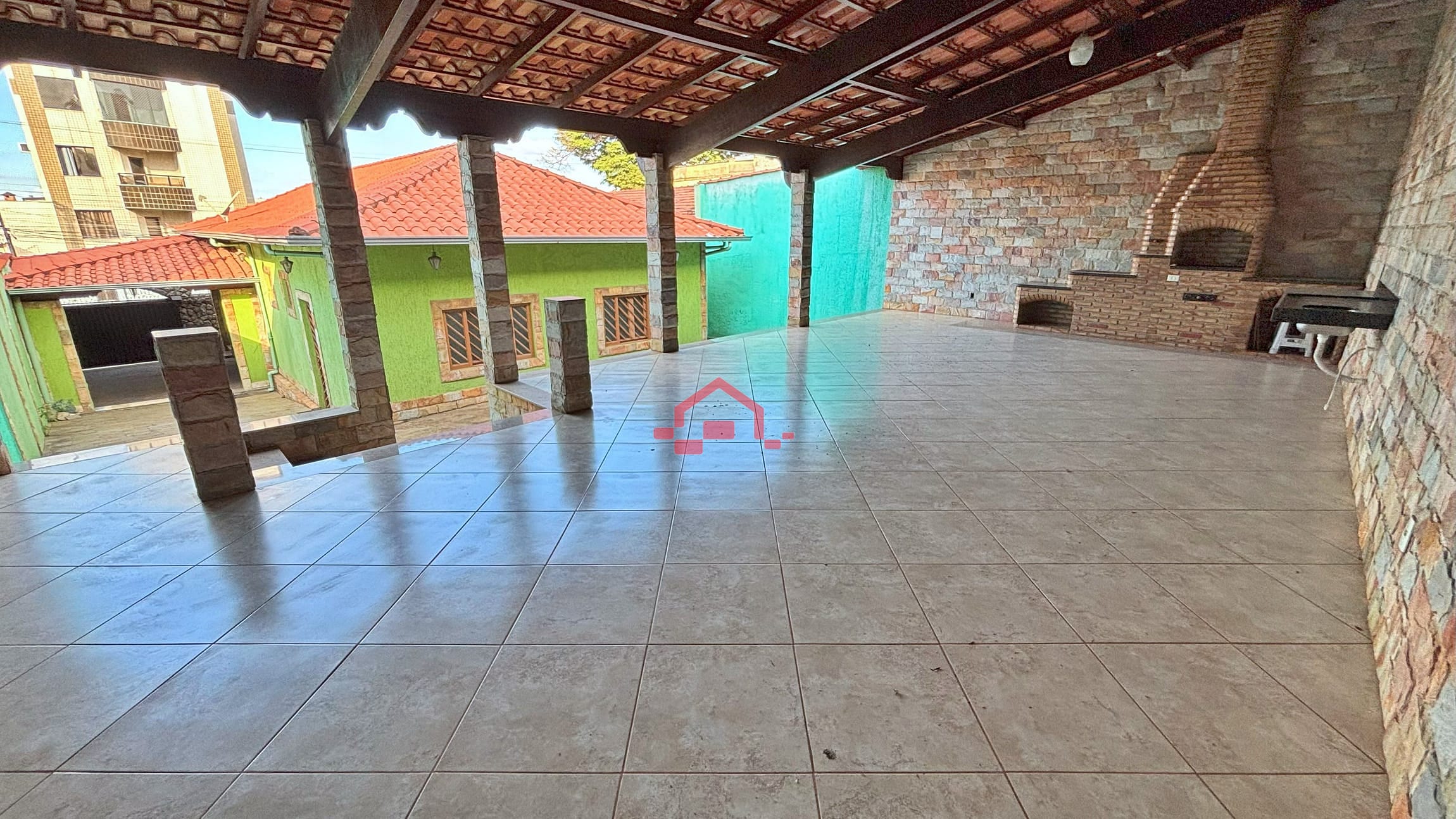 Casa para alugar com 3 quartos, 200m² - Foto 38