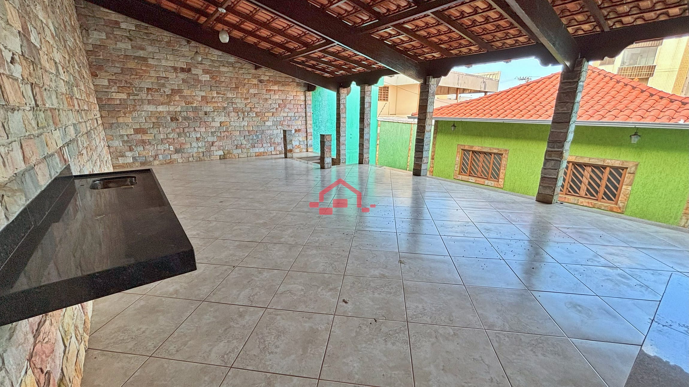 Casa para alugar com 3 quartos, 200m² - Foto 35