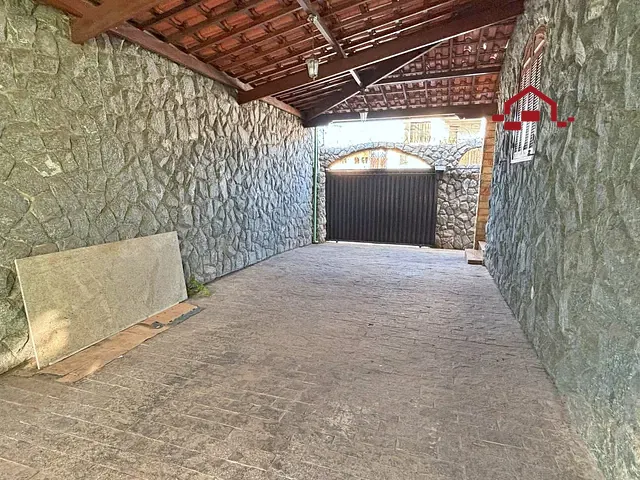 Casa com 200m² 3 quartos e 2 banheiros, para alugar, no bairro Eldorado em Contagem
