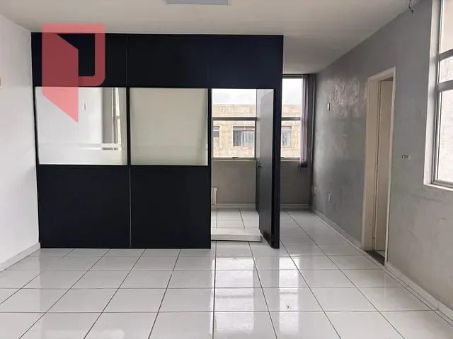 Sala para alugar, no bairro Carlos Prates em Belo Horizonte