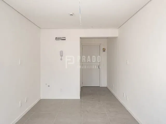 Sala à venda, no bairro Centro em Pelotas