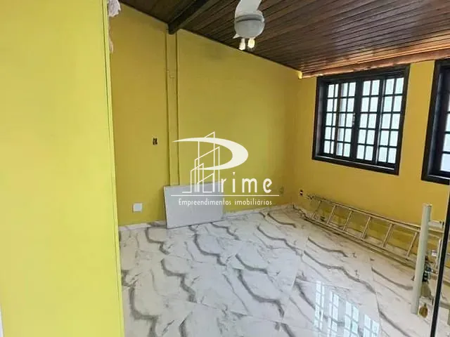 Sala para alugar, no bairro Piratininga em Niterói