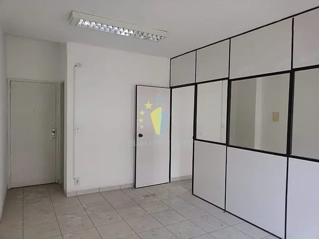 Sala com 63m², para alugar, no bairro Saúde em Rio de Janeiro