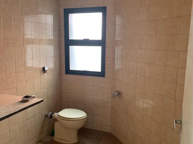 Sala à venda, no bairro Centro em Campo Grande