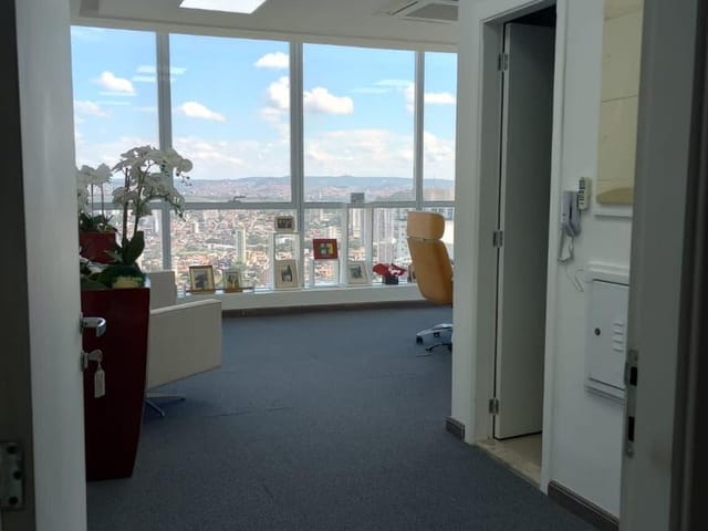 Sala com 42m², à venda, no bairro Green Valley Alphaville em Barueri