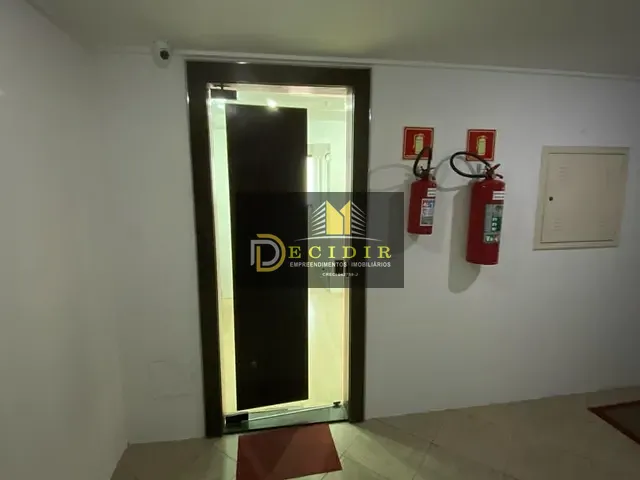 Sala com 65m², para alugar, no bairro Cidade Mãe do Céu em São Paulo