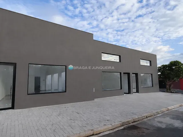 Sala para alugar, no bairro Vila Santa Cruz em São José do Rio Preto