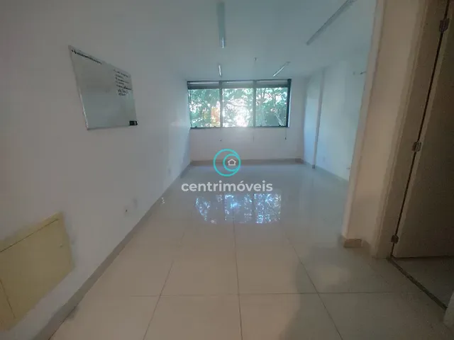 Sala com 25m², à venda ou para alugar, no bairro Tijuca em Rio de Janeiro