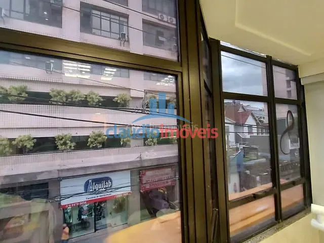 Sala à venda, no bairro Centro em Barra Mansa