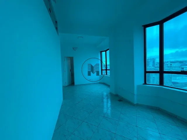 Sala para alugar, no bairro Centro em Taubaté