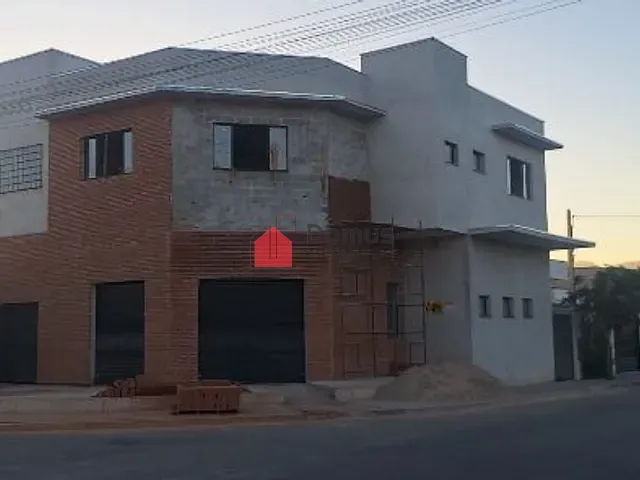Sala com 222m², para alugar, no bairro Loteamento Santa Clara em Pindamonhangaba