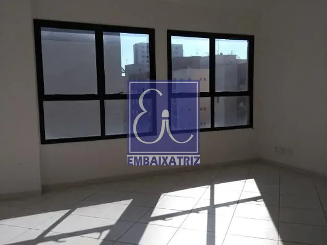 Sala à venda ou para alugar, no bairro Centro em São José dos Campos