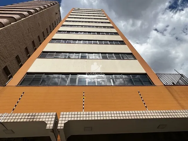 Sala com 166m², à venda, no bairro Centro em Londrina