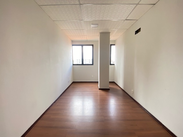 Foto do Sala - Sala comercial para locação no  Centro, em frente ao Jerônimo, Ponta Grossa, PR | Adquira Imóveis
